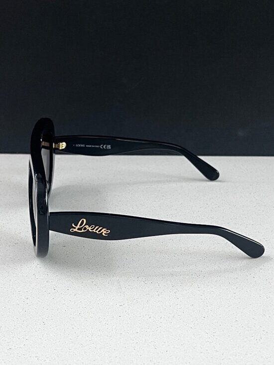 Loewe LW40144U 01B Aviator Frame black Sunglasses main image 3